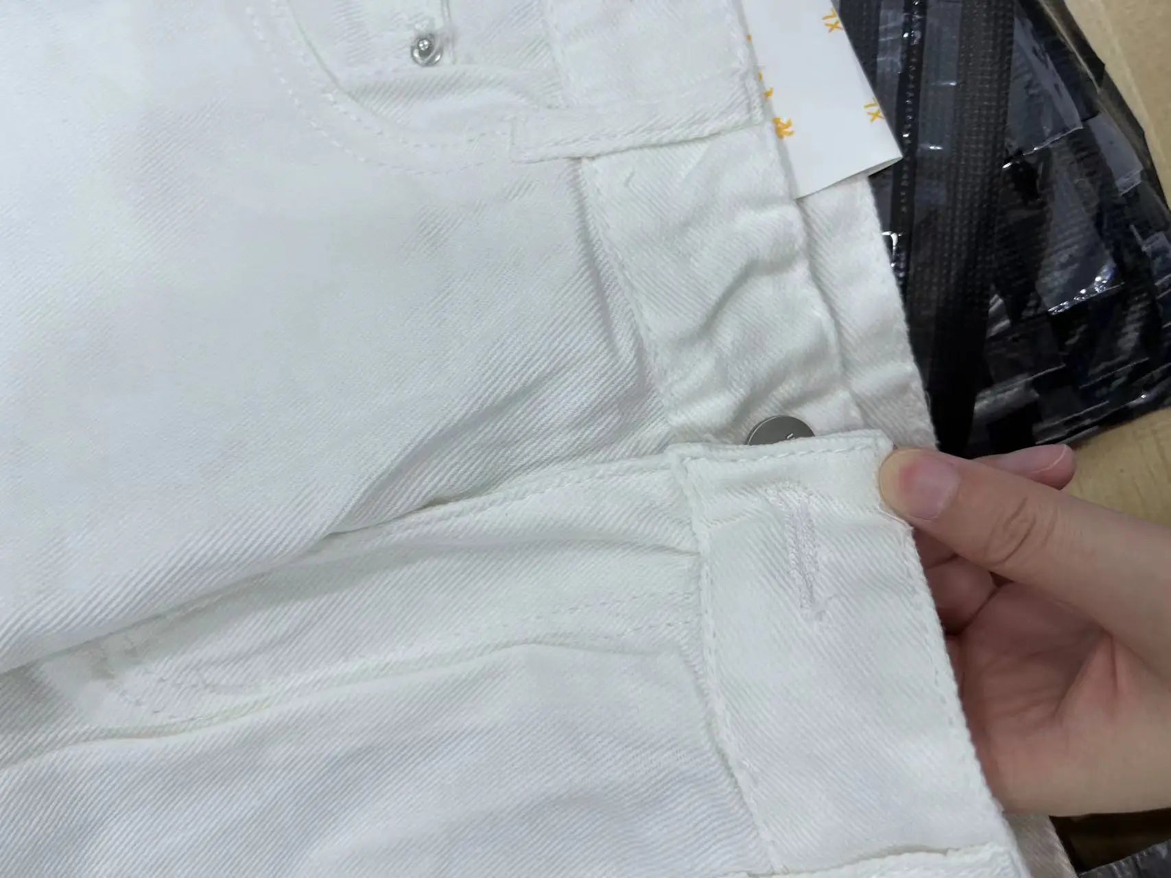 BLOC DENIM SHORTS